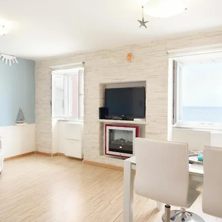 Punta Joe 2'8 By Locap Group Piran